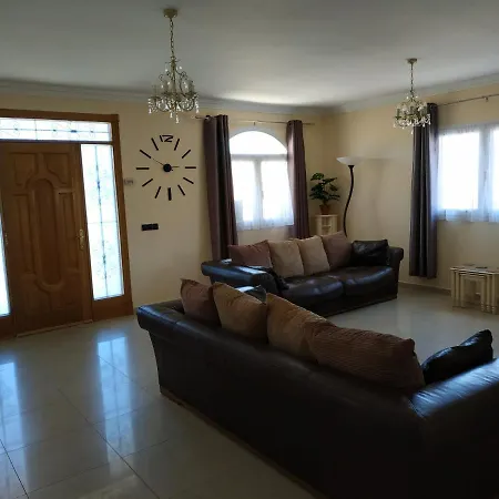 Casa Del Sol: Spacious 3-bedroom With Private Solar-heated Pool Villa *