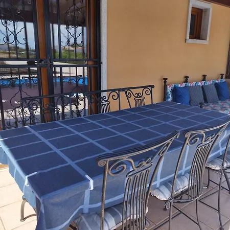 Casa Del Sol 3 Bedroom With Private Solar Covered 12m X 6m Pool Minimum 7 Nights Chromecast And Wifi Throughout The ヴィラ *